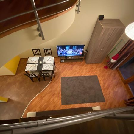 Апартаменты Mimi Apartman Дьюла Экстерьер фото